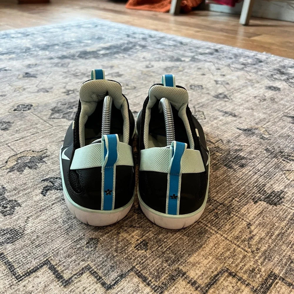 Nike women’s Air Zoom Pulse medical shoe size 9.5 - Picture 3 of 9